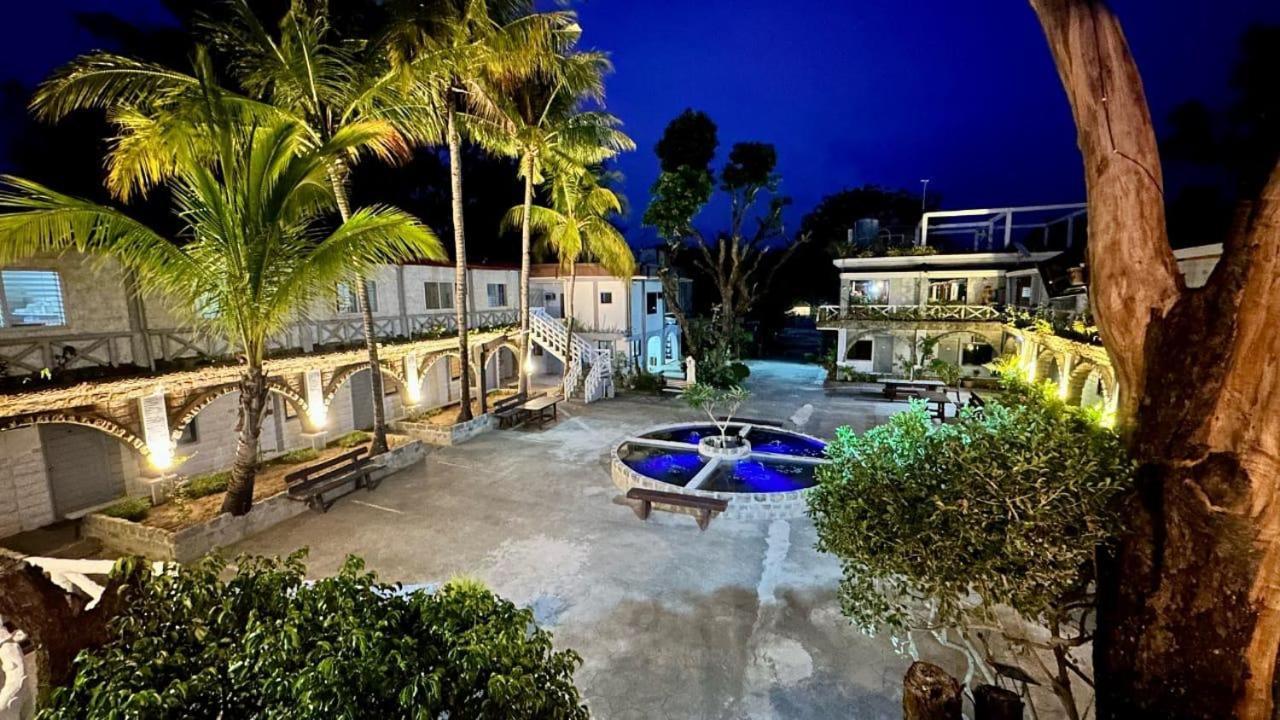 Sunbloom Beachfront Hotel And Restaurant Zambales Sinabacan المظهر الخارجي الصورة